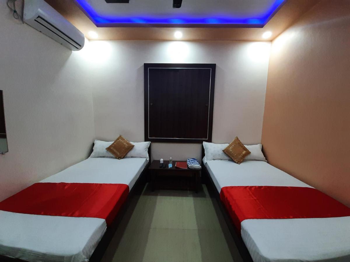 Hotel Shakuntla Palace - 400 Meters Away From Vishnu Pad Temple 7 Mins Walk جايا المظهر الخارجي الصورة