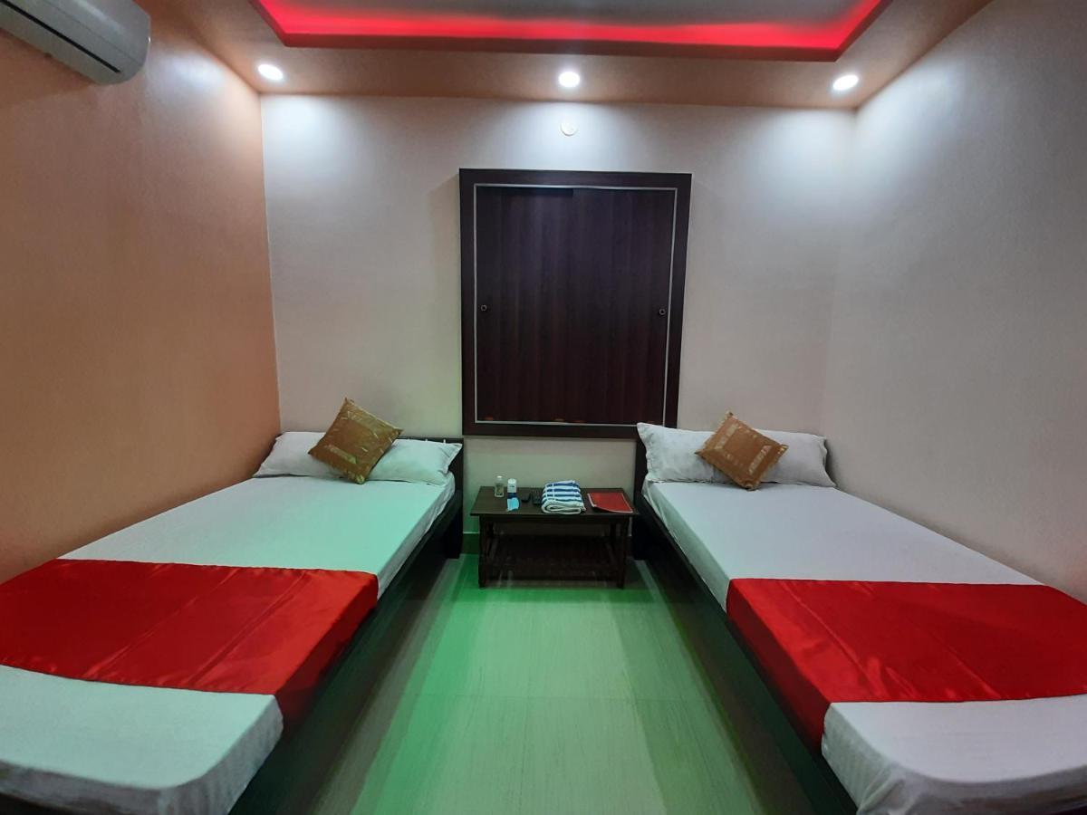 Hotel Shakuntla Palace - 400 Meters Away From Vishnu Pad Temple 7 Mins Walk جايا المظهر الخارجي الصورة