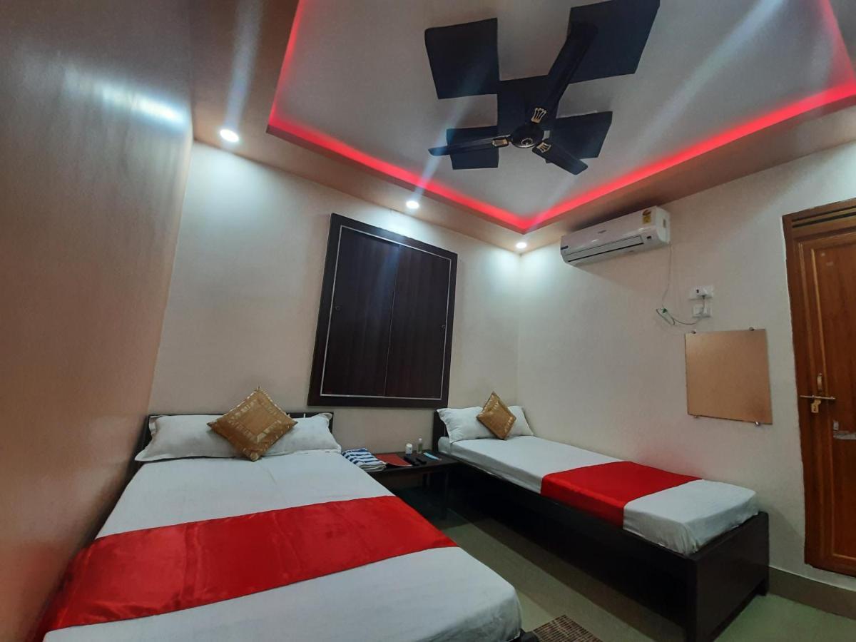 Hotel Shakuntla Palace - 400 Meters Away From Vishnu Pad Temple 7 Mins Walk جايا المظهر الخارجي الصورة