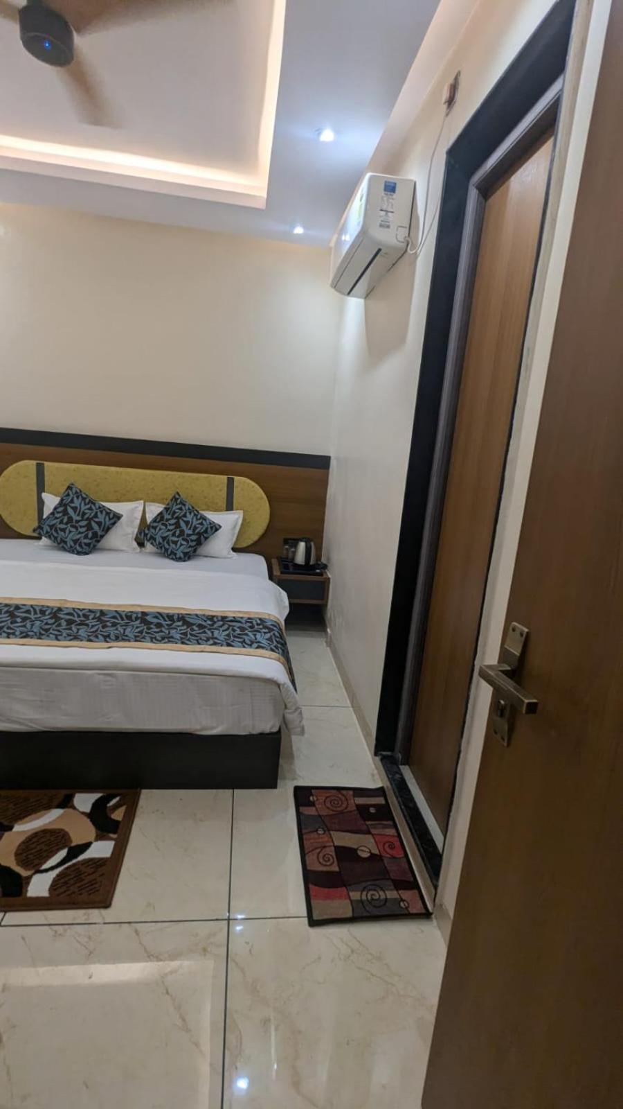 Hotel Shakuntla Palace - 400 Meters Away From Vishnu Pad Temple 7 Mins Walk جايا المظهر الخارجي الصورة