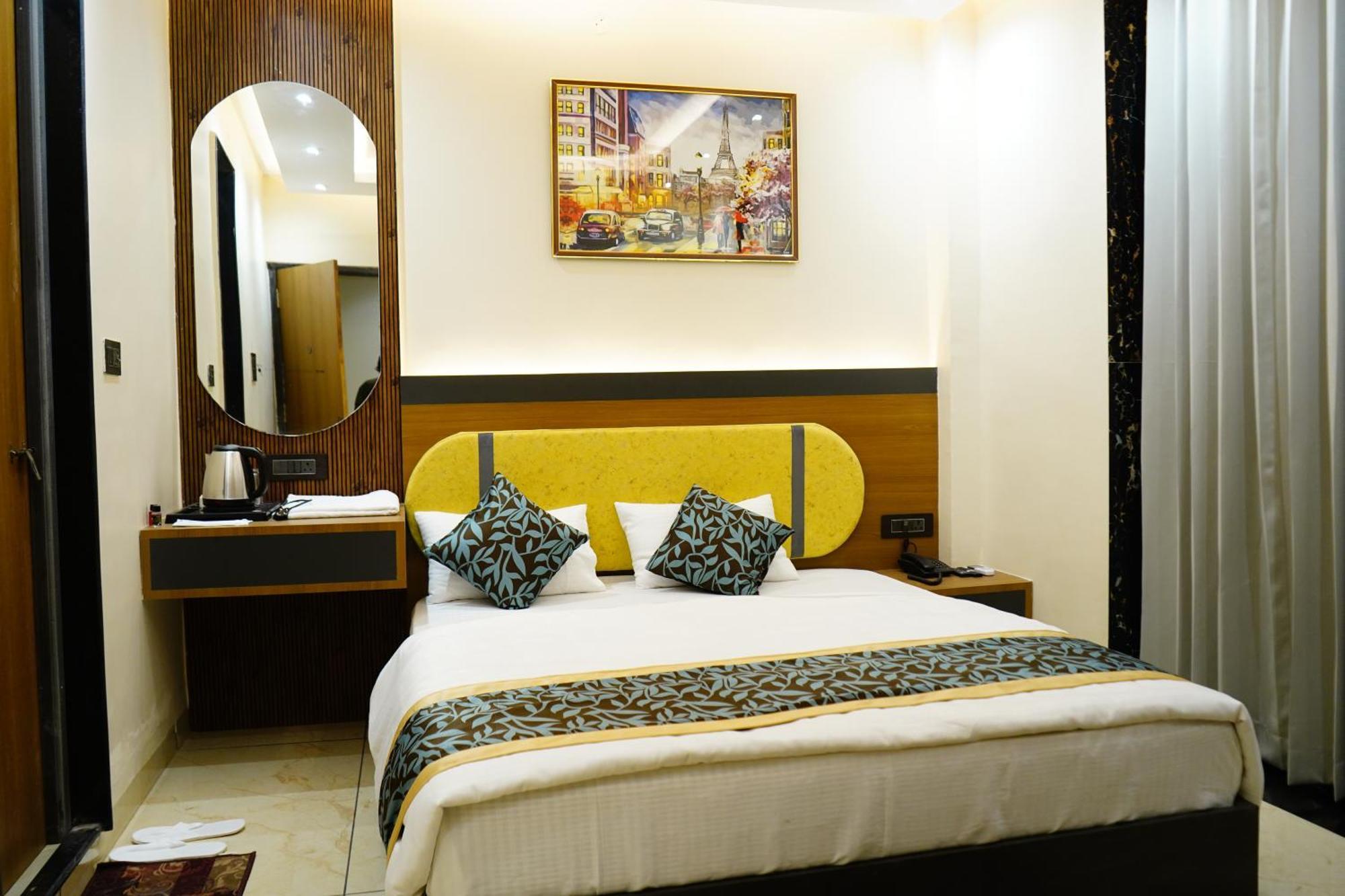 Hotel Shakuntla Palace - 400 Meters Away From Vishnu Pad Temple 7 Mins Walk جايا المظهر الخارجي الصورة