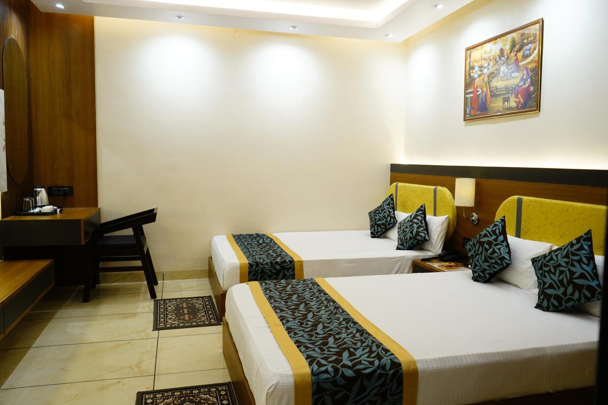 Hotel Shakuntla Palace - 400 Meters Away From Vishnu Pad Temple 7 Mins Walk جايا المظهر الخارجي الصورة