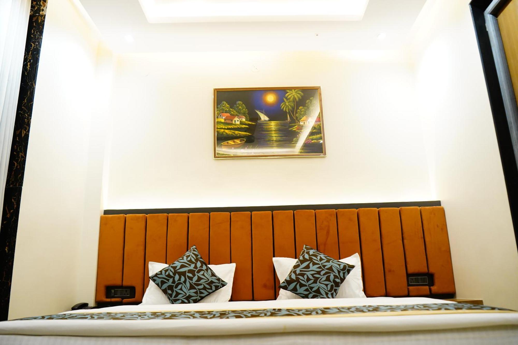 Hotel Shakuntla Palace - 400 Meters Away From Vishnu Pad Temple 7 Mins Walk جايا المظهر الخارجي الصورة