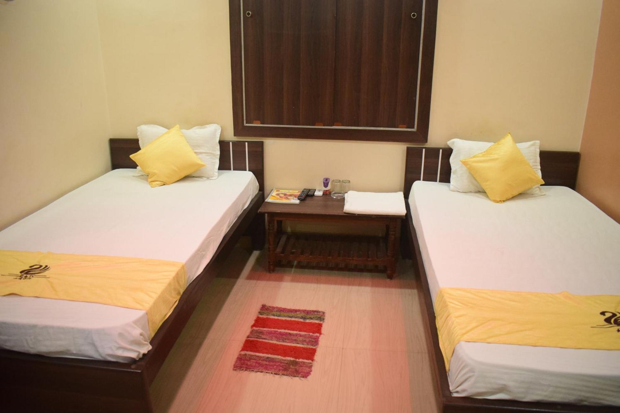 Hotel Shakuntla Palace - 400 Meters Away From Vishnu Pad Temple 7 Mins Walk جايا المظهر الخارجي الصورة