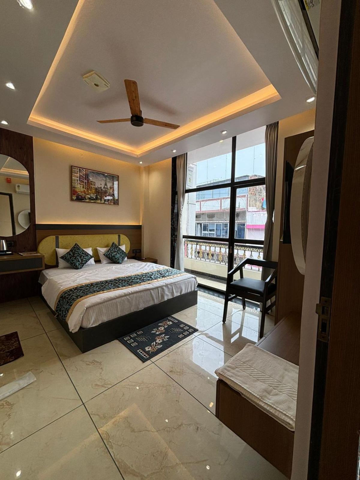 Hotel Shakuntla Palace - 400 Meters Away From Vishnu Pad Temple 7 Mins Walk جايا المظهر الخارجي الصورة