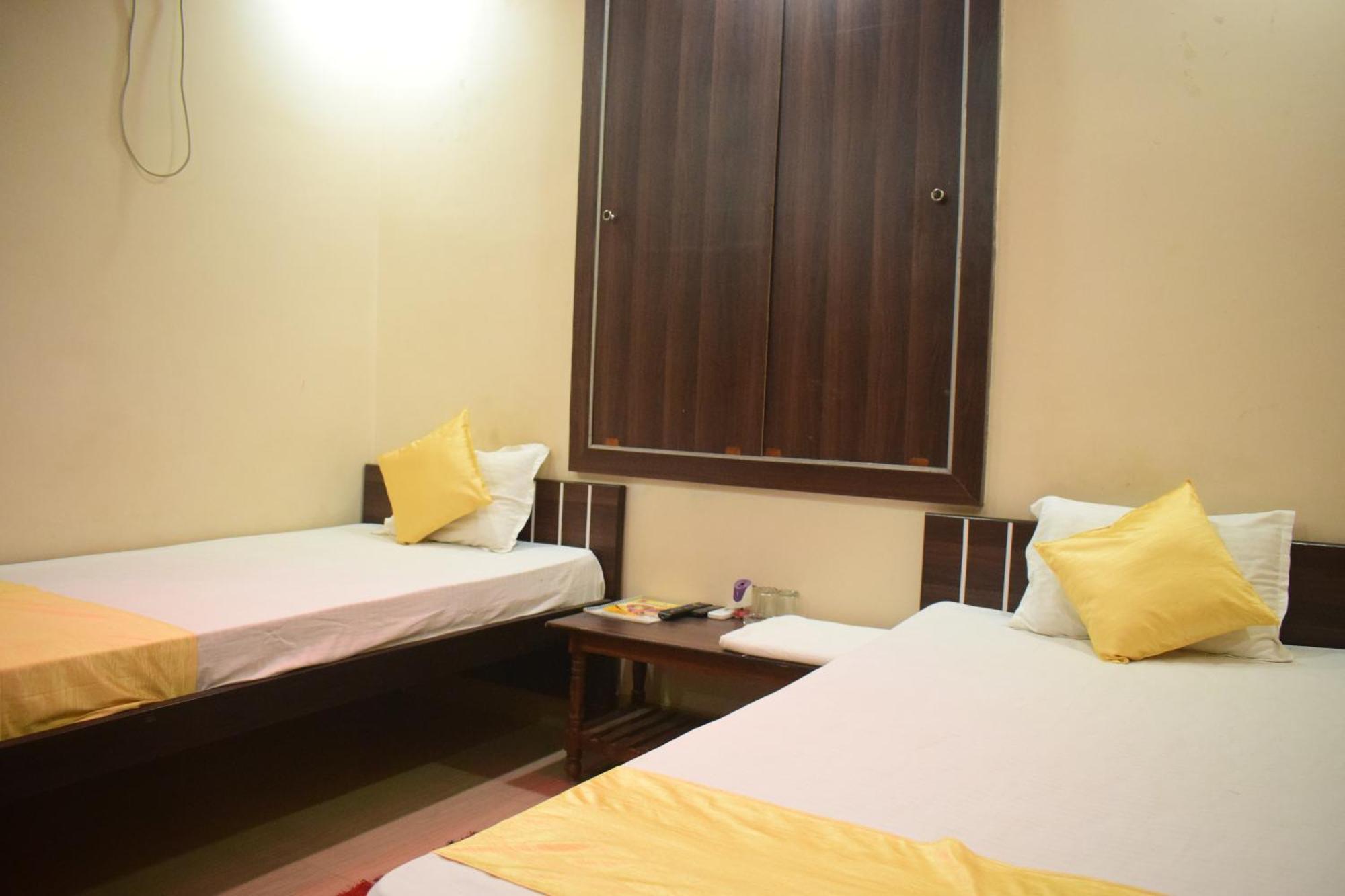 Hotel Shakuntla Palace - 400 Meters Away From Vishnu Pad Temple 7 Mins Walk جايا المظهر الخارجي الصورة